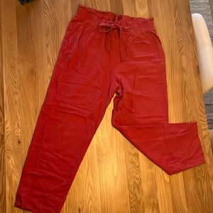 Red Linen Blend Cropped Pants